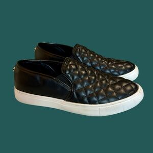 Steve Madden Slip-ons